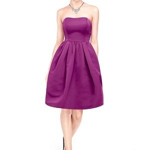 david’s bridal plum sweetheart dress